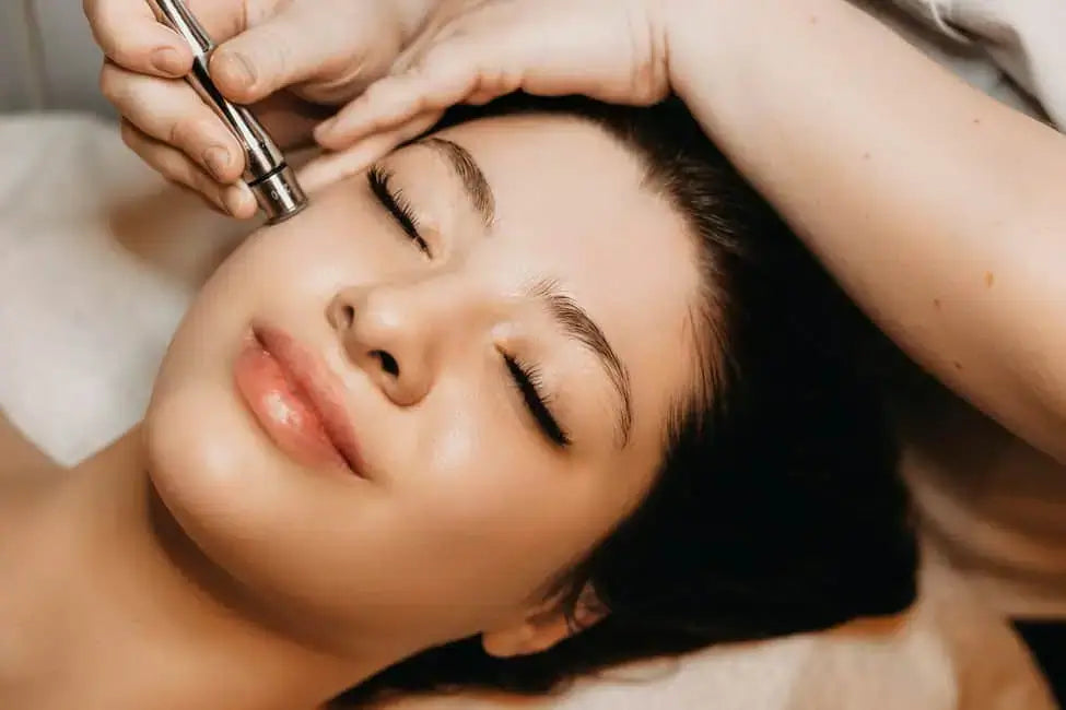 What is Microneedling? A Beginner’s Guide to Healthier Skin